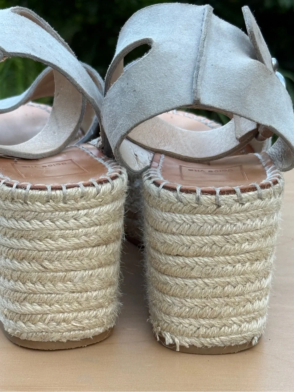 Dolce Vita Lesly Espadrille Platform Wedge Sandals Light Gray Suede 8